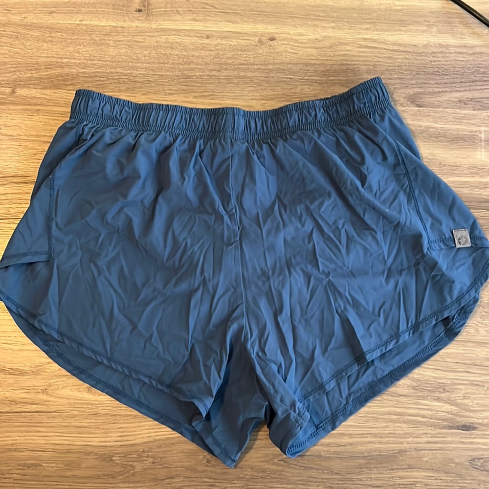 Oiselle Flyout Shorts
